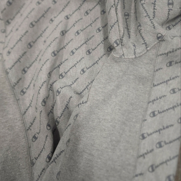 Champion Reverse Weave All Over Spell Out Crew Sweatshirt Size L - Picture 8 of 8